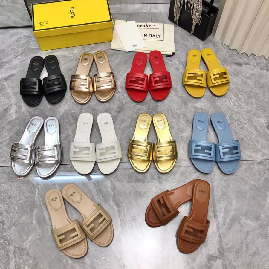 Fendi slippers