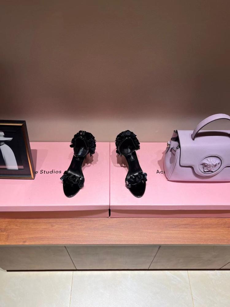 Dolce & Gabbana heel (3 colors)