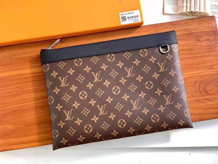 Pouch Louis Vuitton