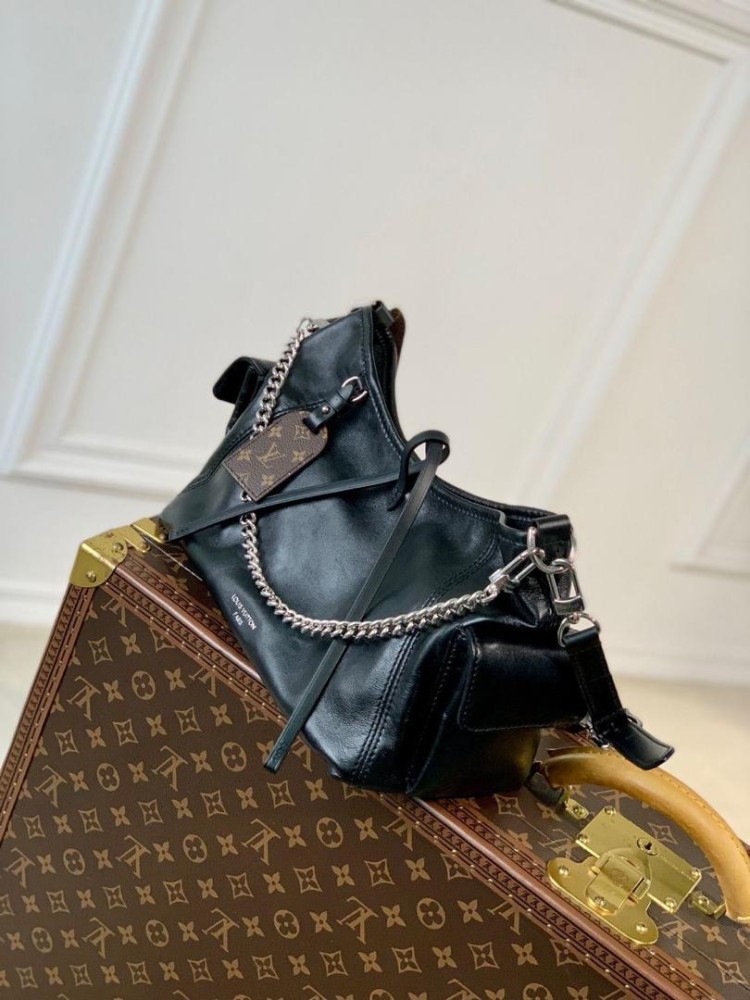 حقيبة لويس فيتون 32cm