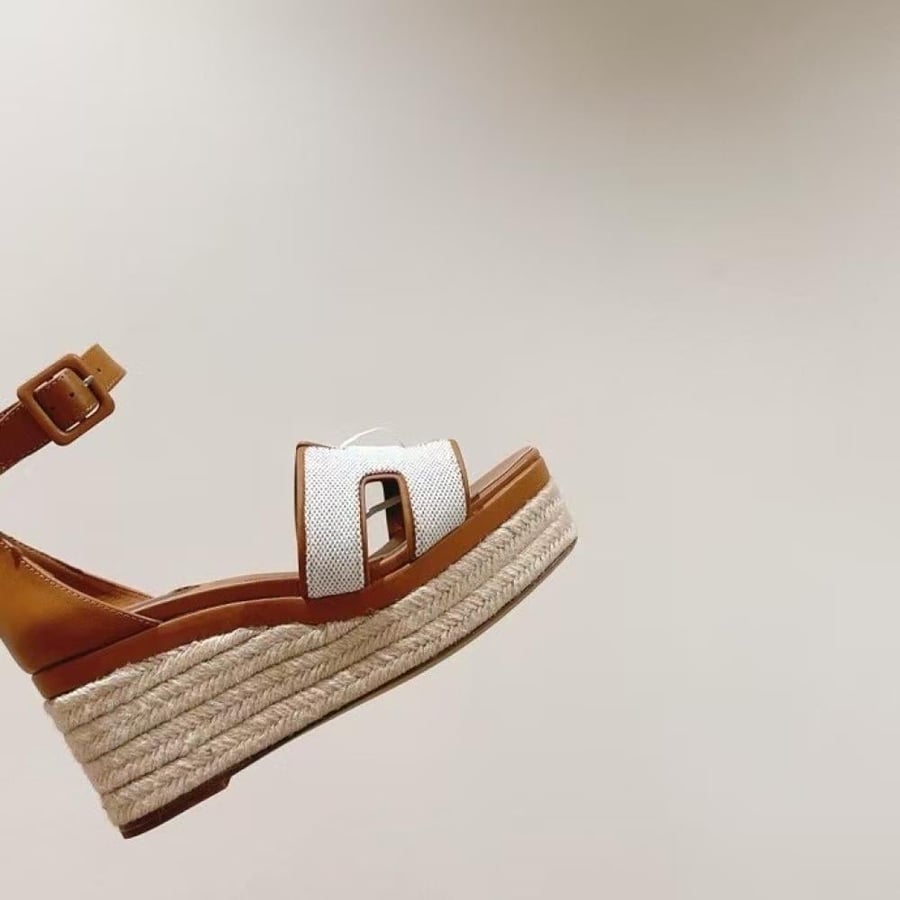 صندل بكعب ويدج هيرميز (٣ ألوان)