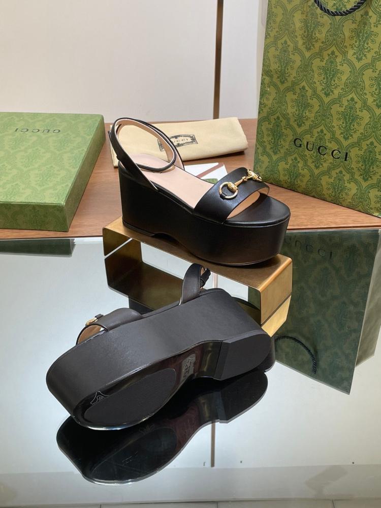 Gucci heel