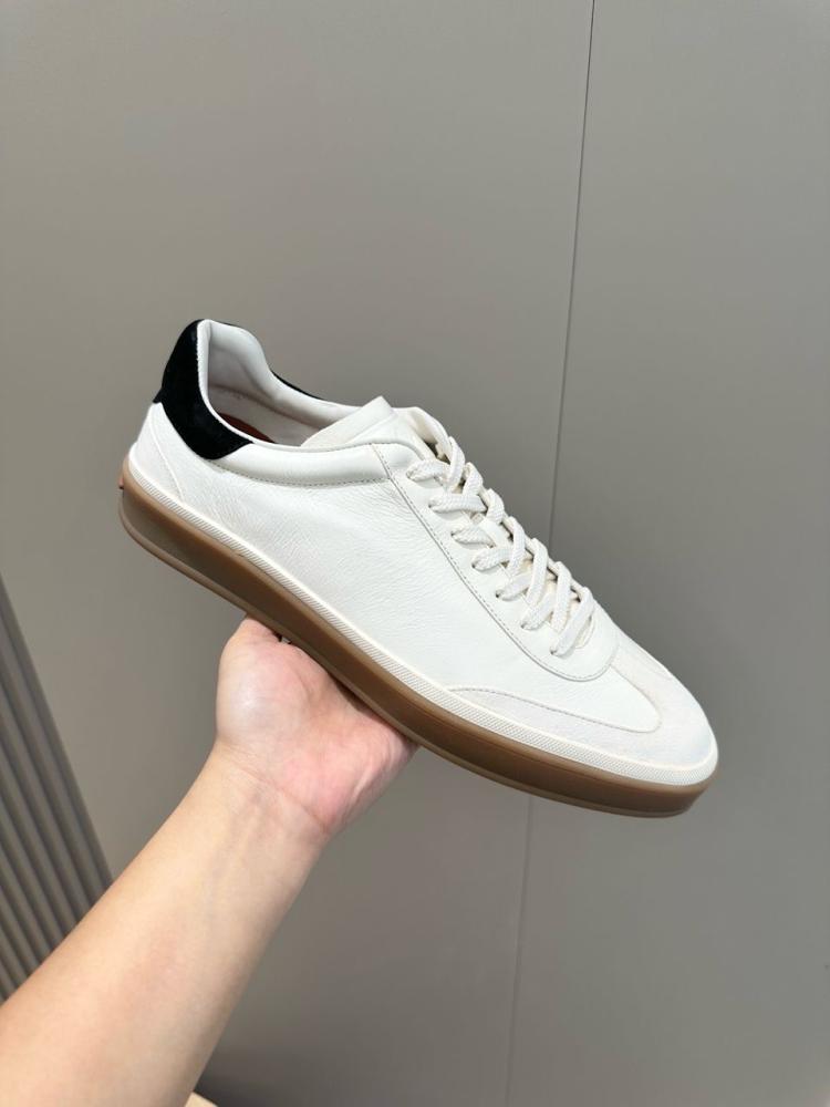 Loribiana shoe
