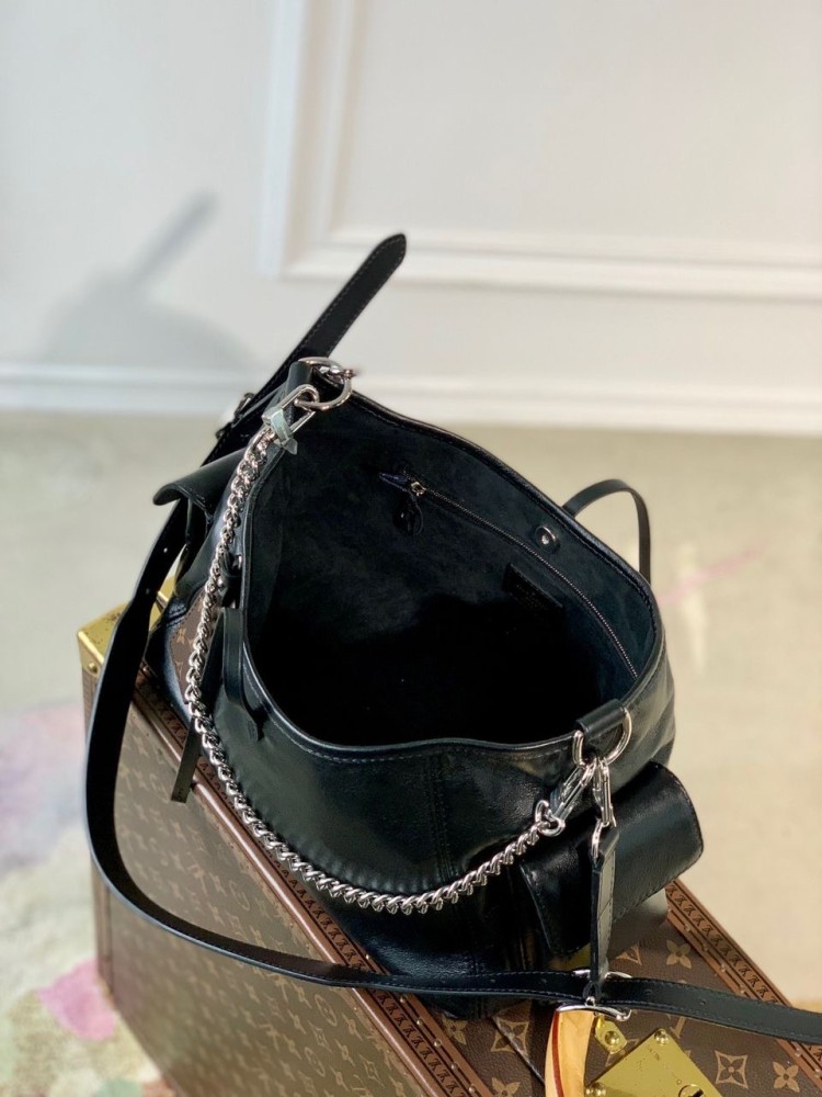 حقيبة لويس فيتون 32cm