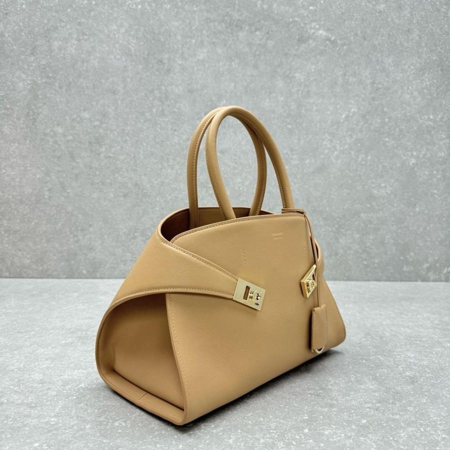 Salvatore Ferragamo bag 32cm