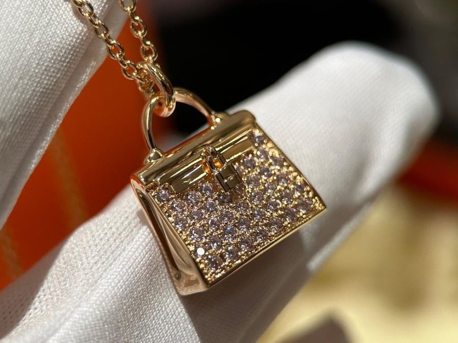 Hermes necklace (two sizes)