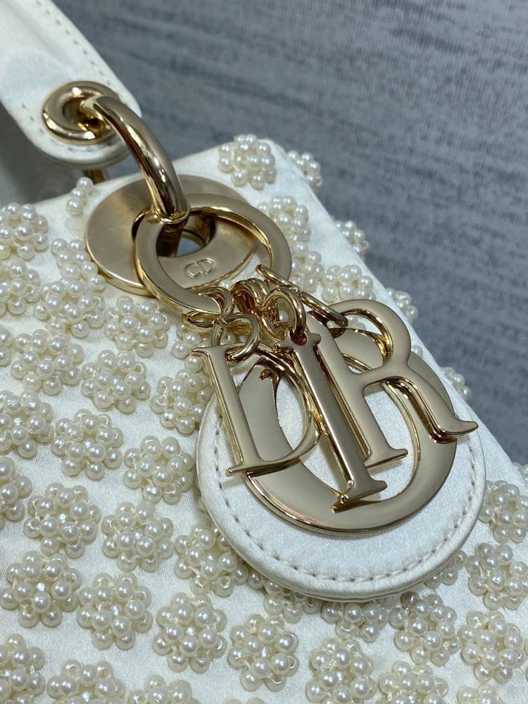 حقيبة ديور صناعة يدوية 17cm