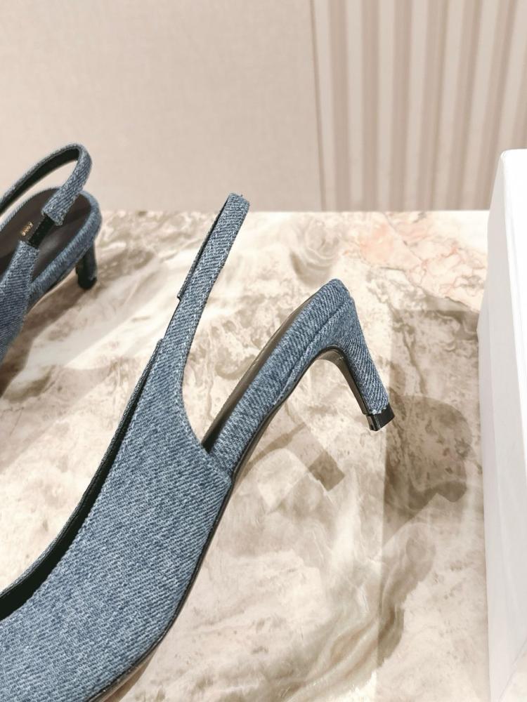Heel and flat Sileen