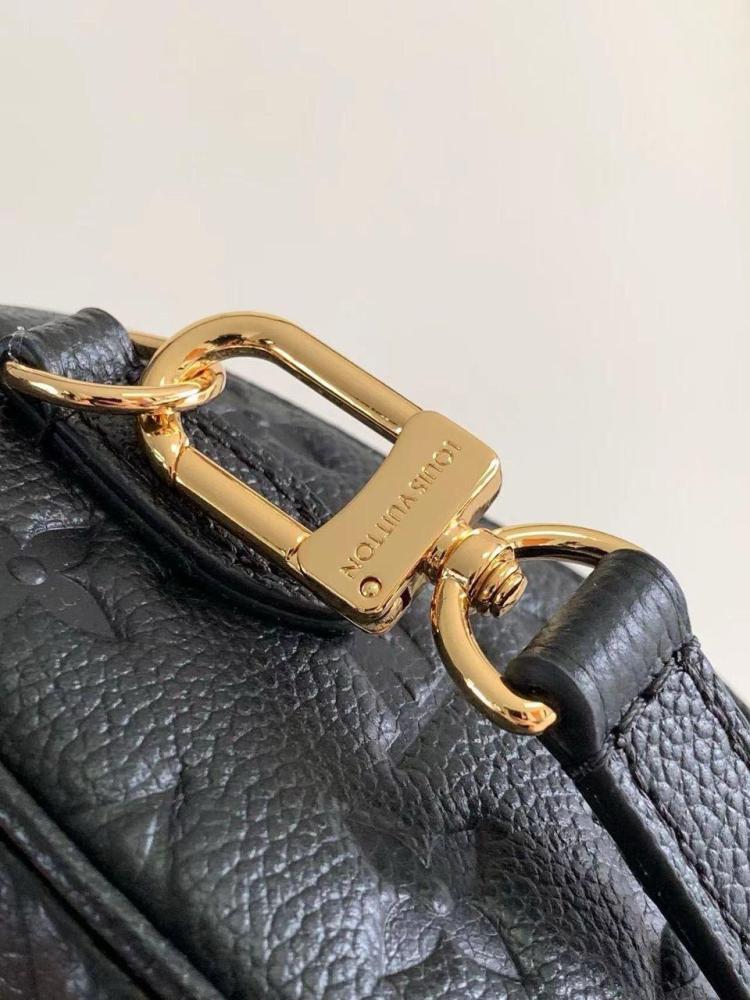 حقيبة لويس فيتون