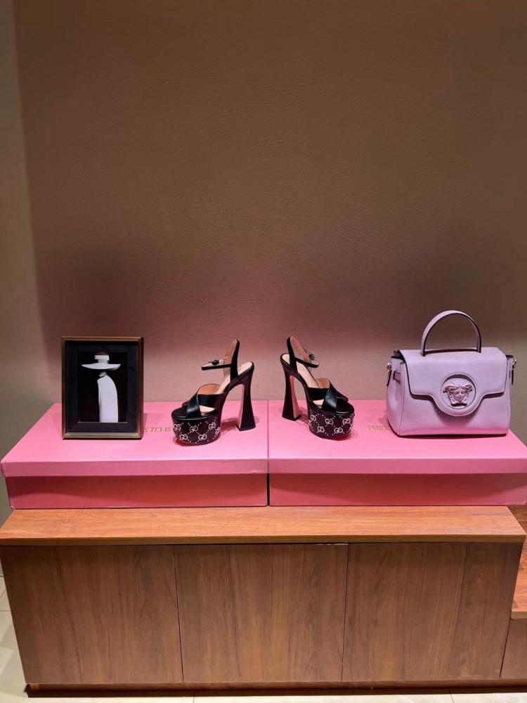 Gucci heels