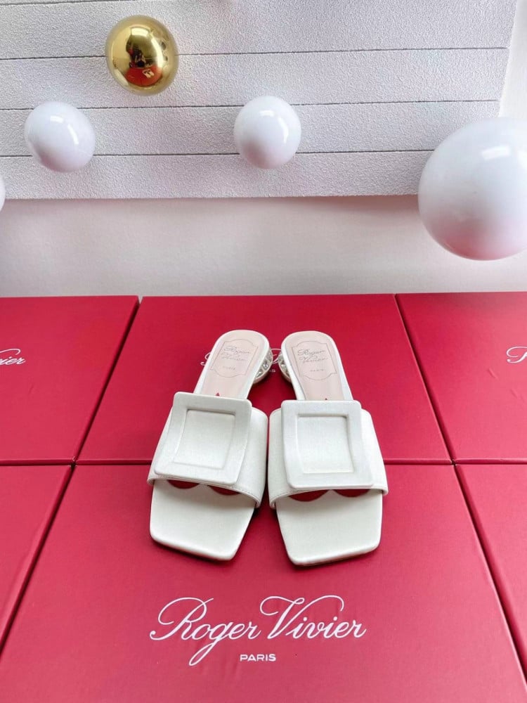 Slippers Roger Vivier