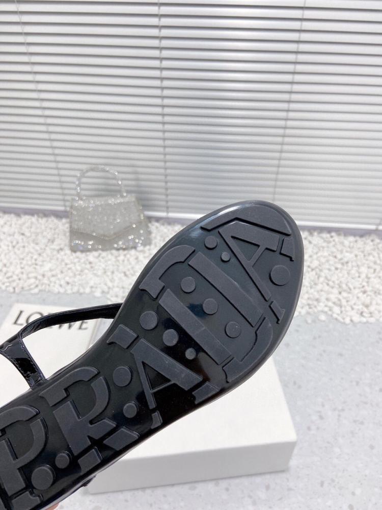 Sandals and slippers Prada