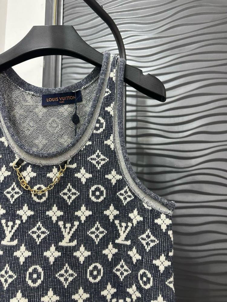 Louis Vuitton top