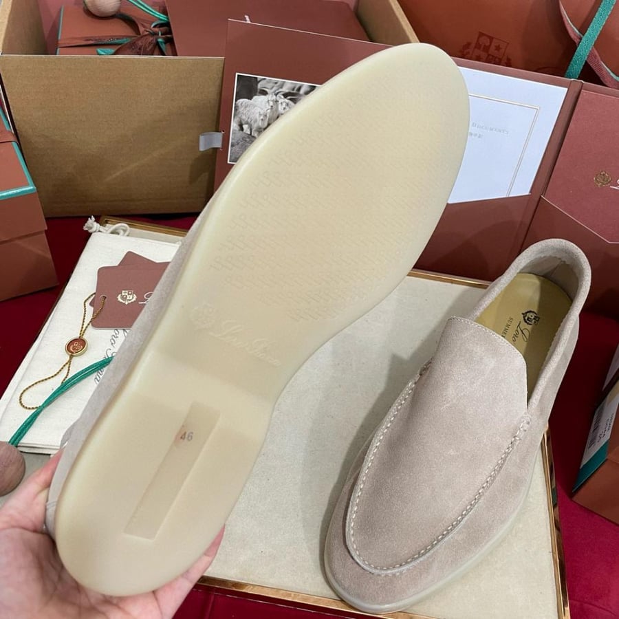 Loribiana shoe