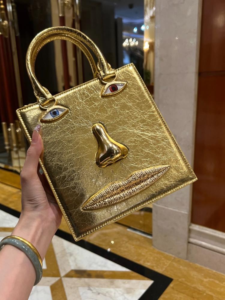 حقيبة الوجه Schiapareelli face bag