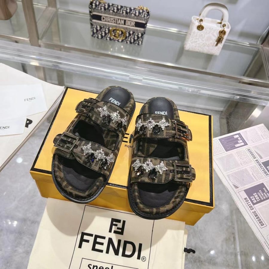 Sleapers Fendi