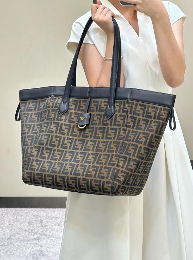 حقيبة فندي 33cm