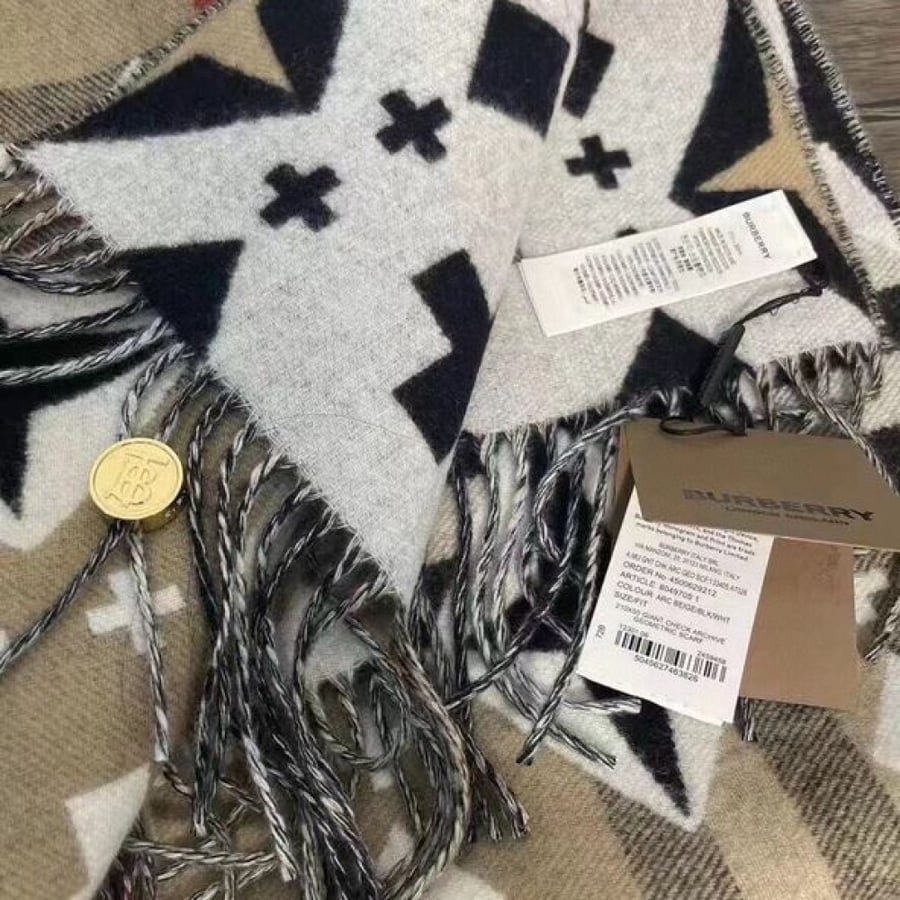 سكارف بربري