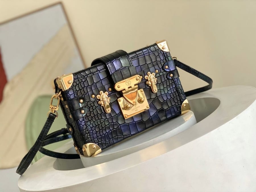 Louis Vuitton bag
