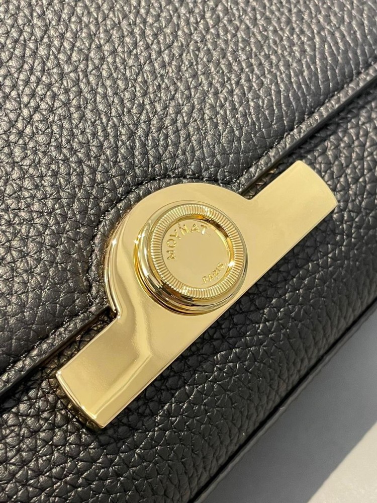 حقيبة Moynat