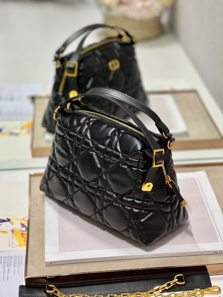 حقيبة ديور