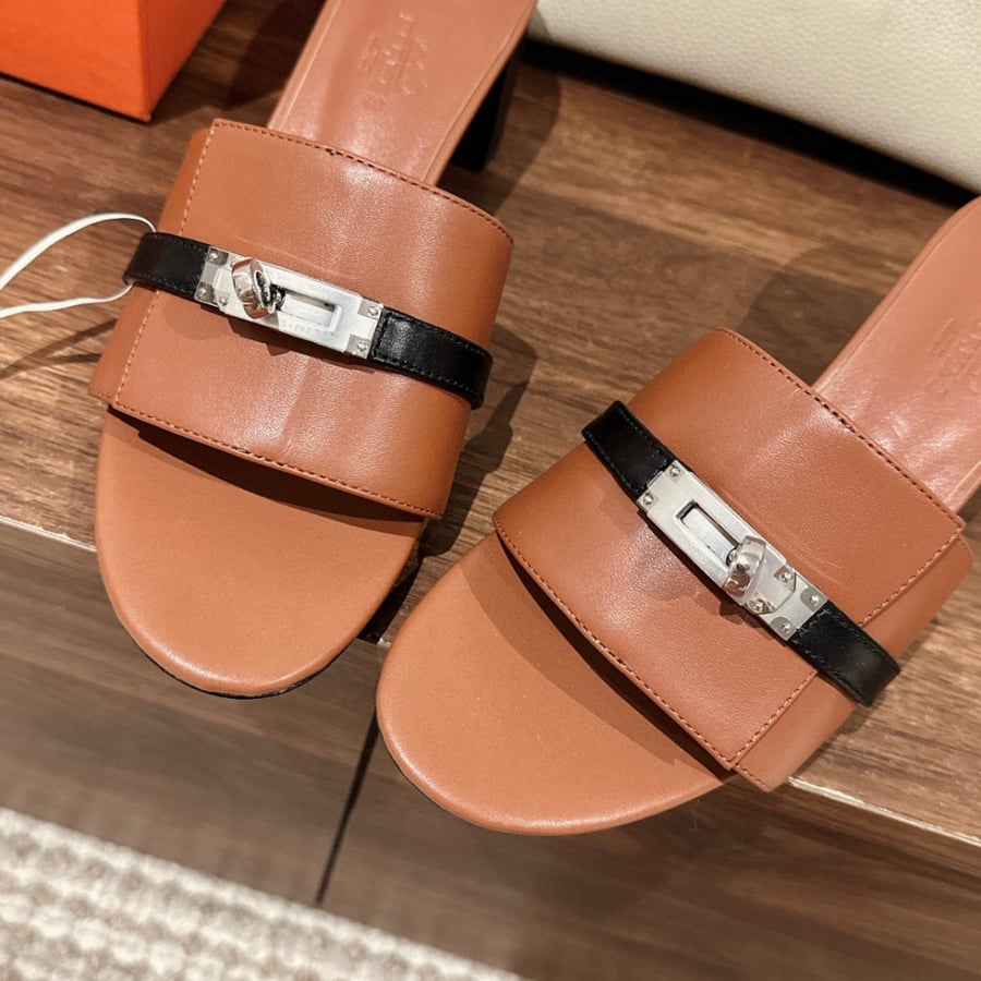 Hermes heel