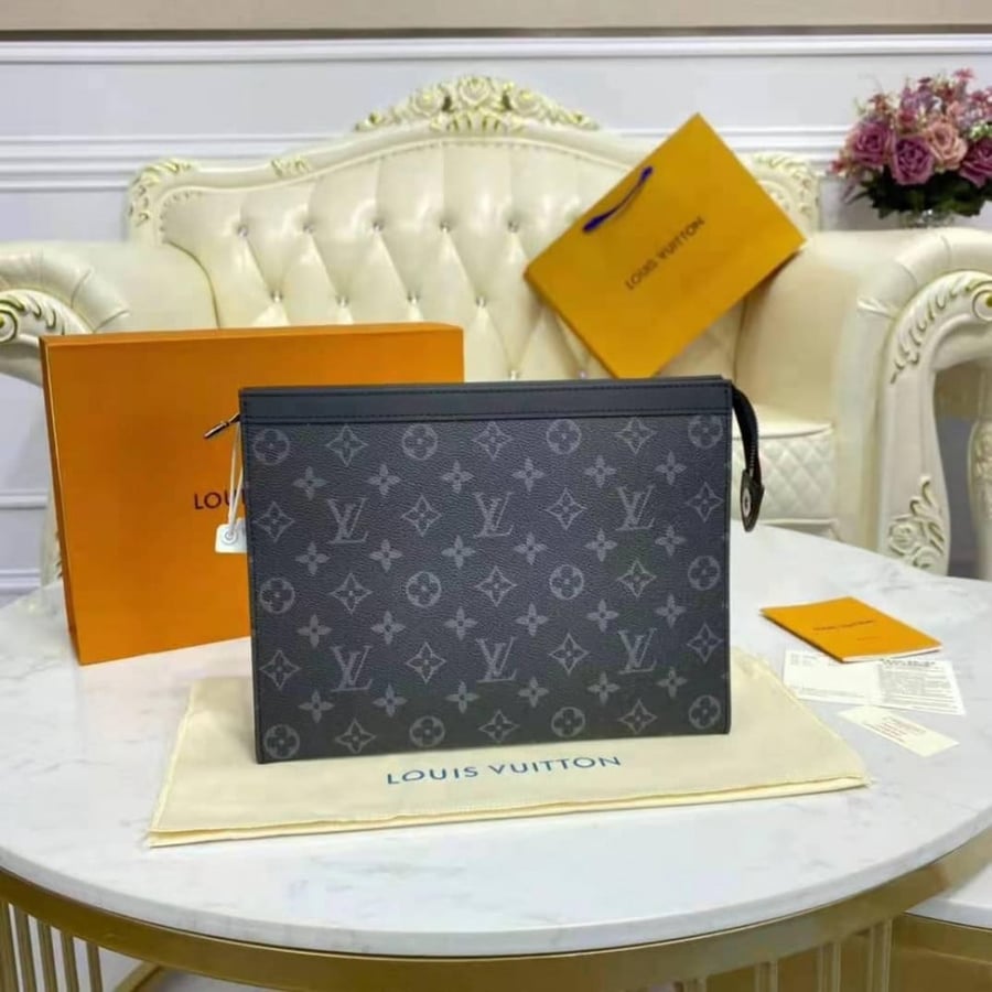 Pouch Louis Vuitton