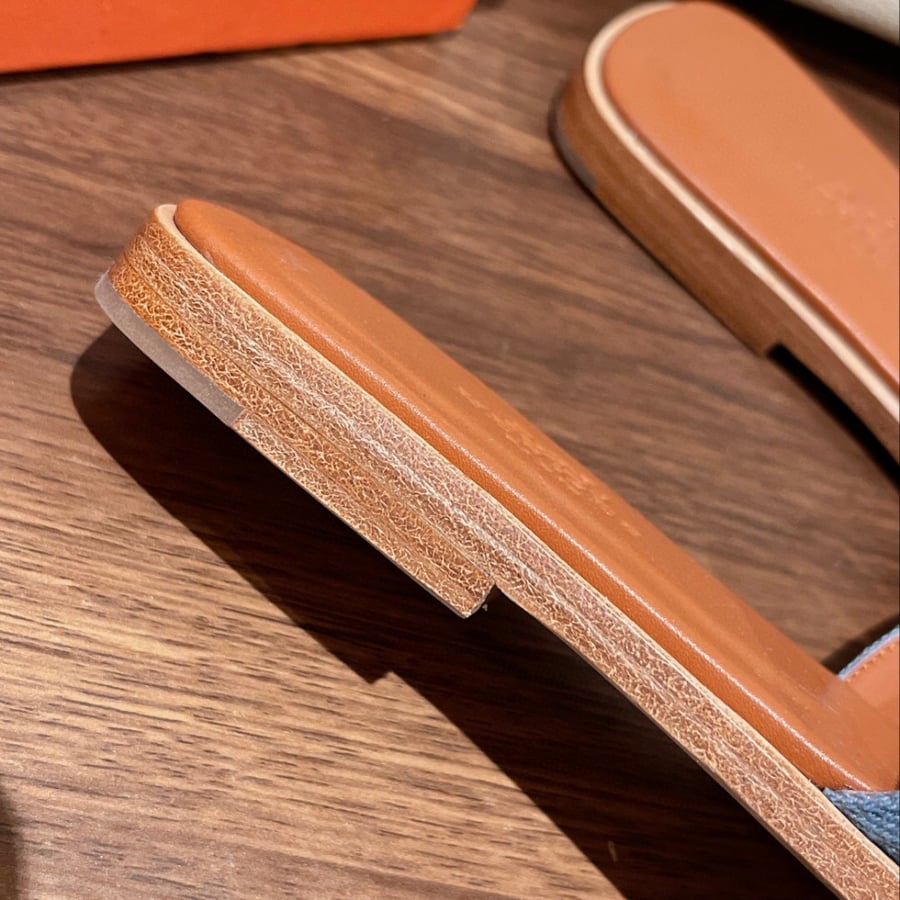 Hermes slippers