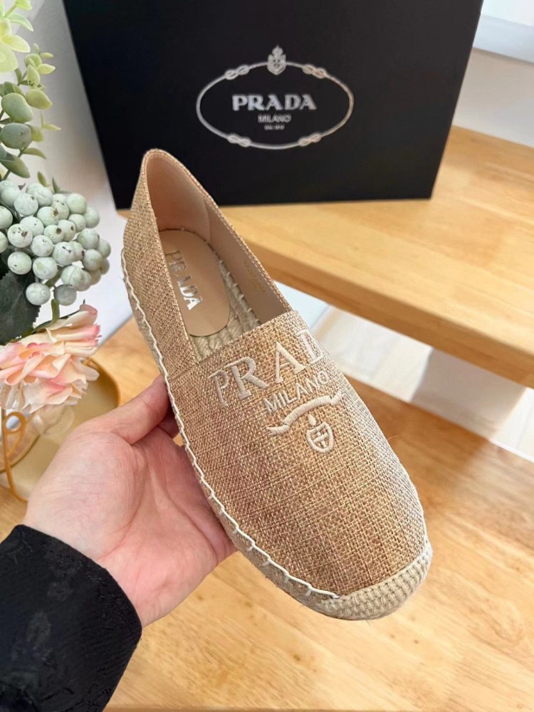 Empty Prada