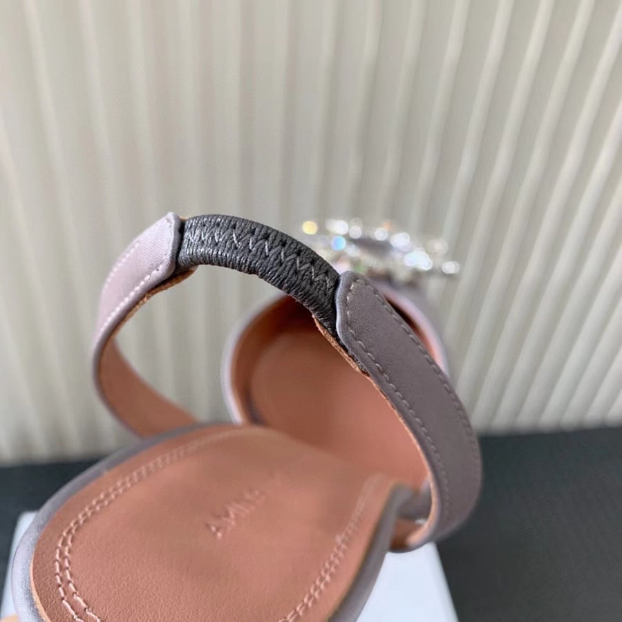 Amina Maadi heels