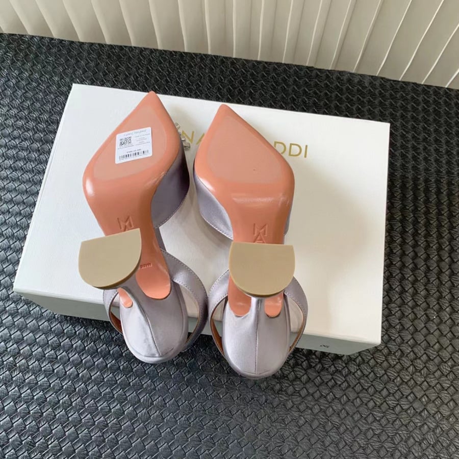 Amina Maadi heels