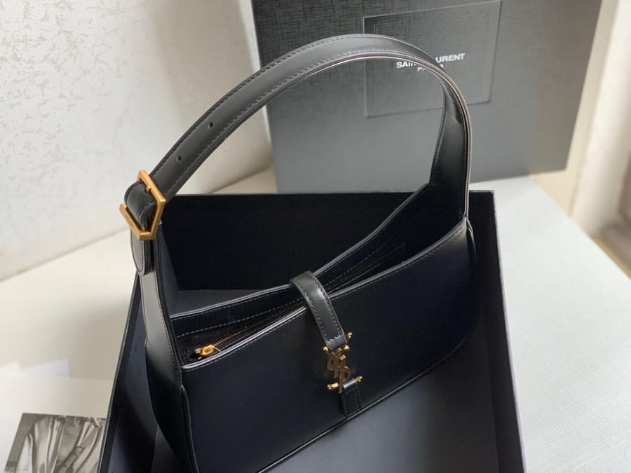 حقيبة ايف سان لوران ysl