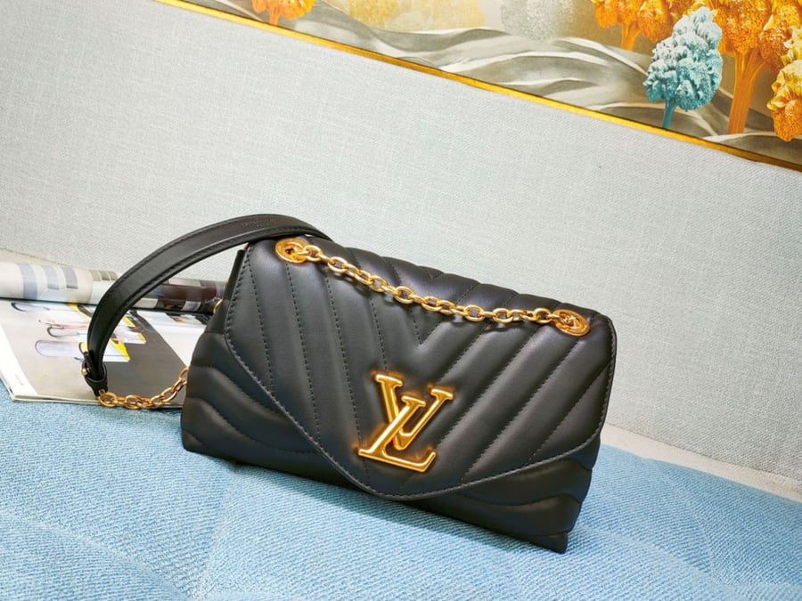Louis Vuitton Bag (5 Colors)