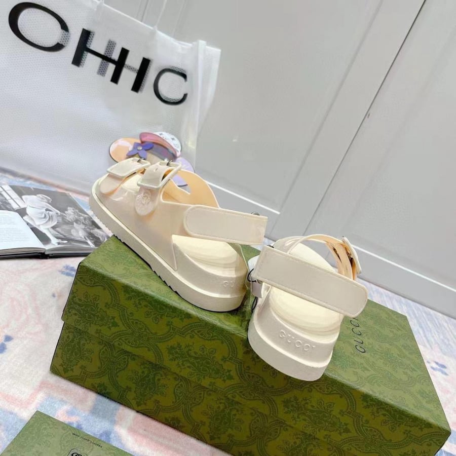 gucci sandals