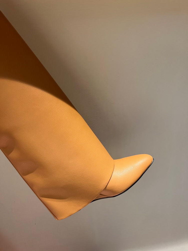 Chanel imitation boots