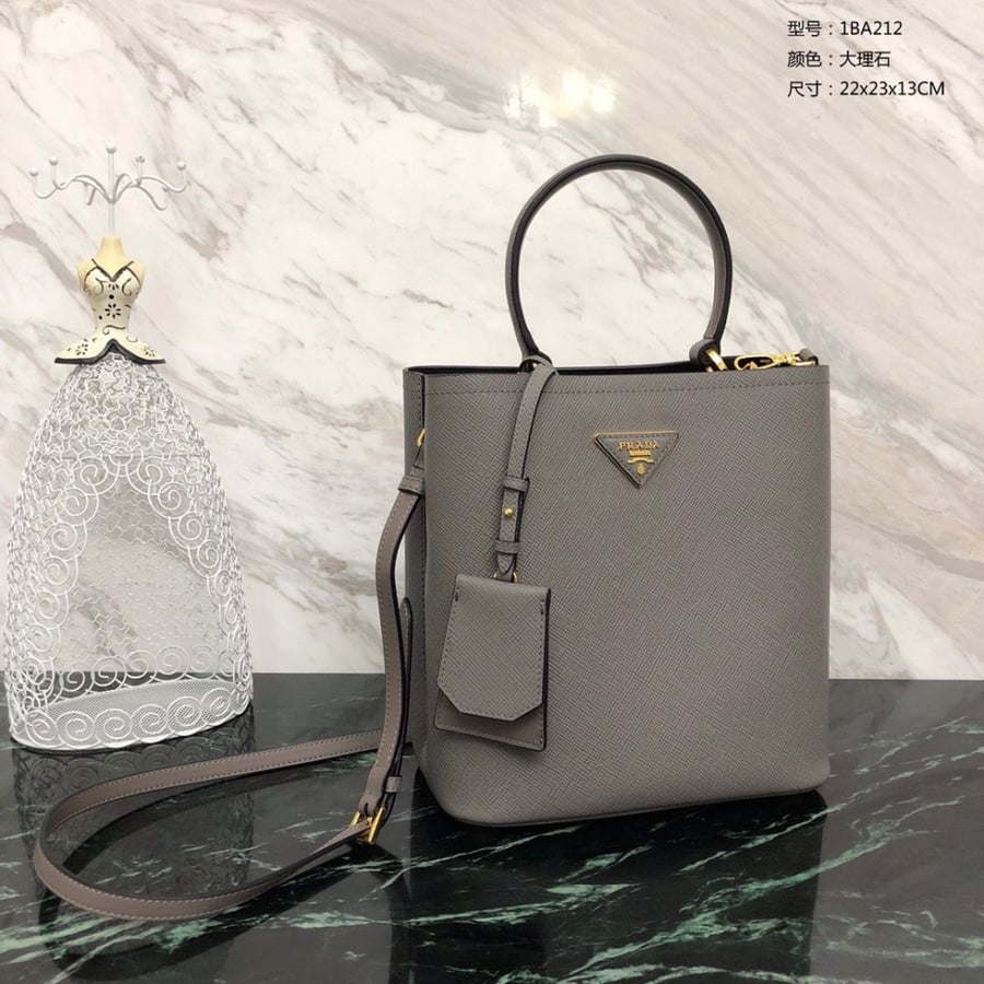 Prada bag (7 colors)