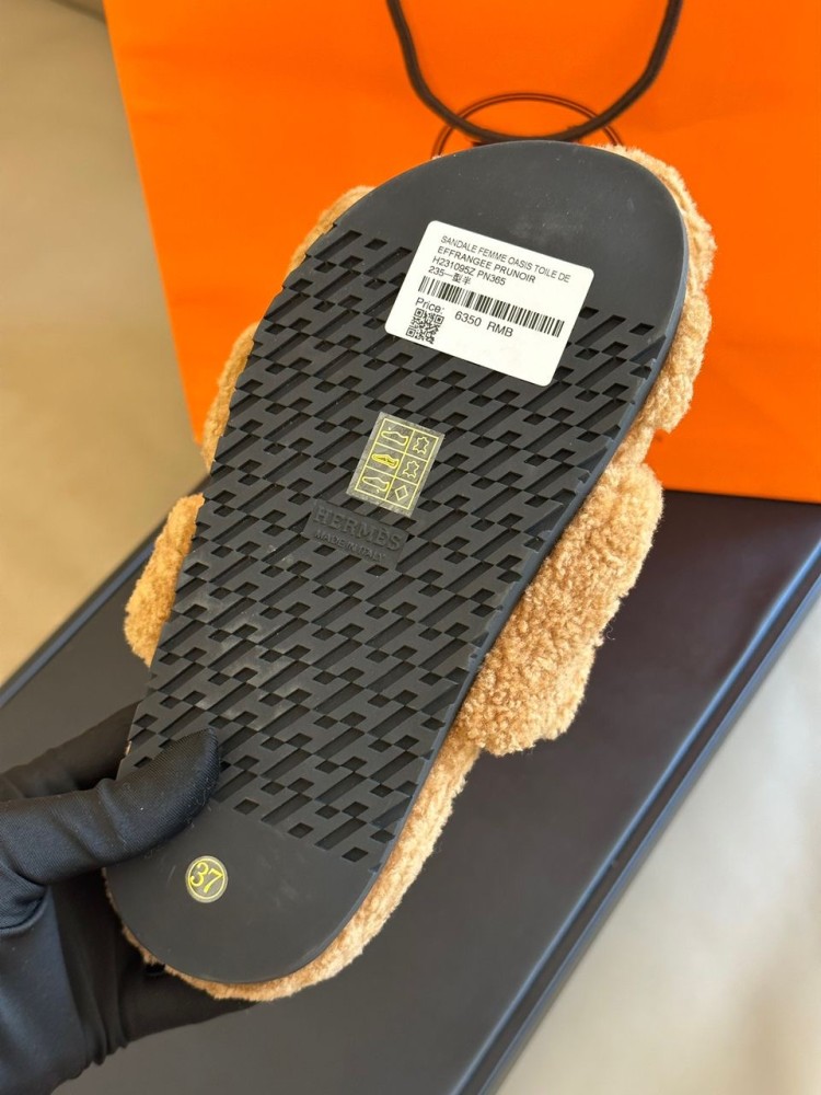 Slippers Hermes