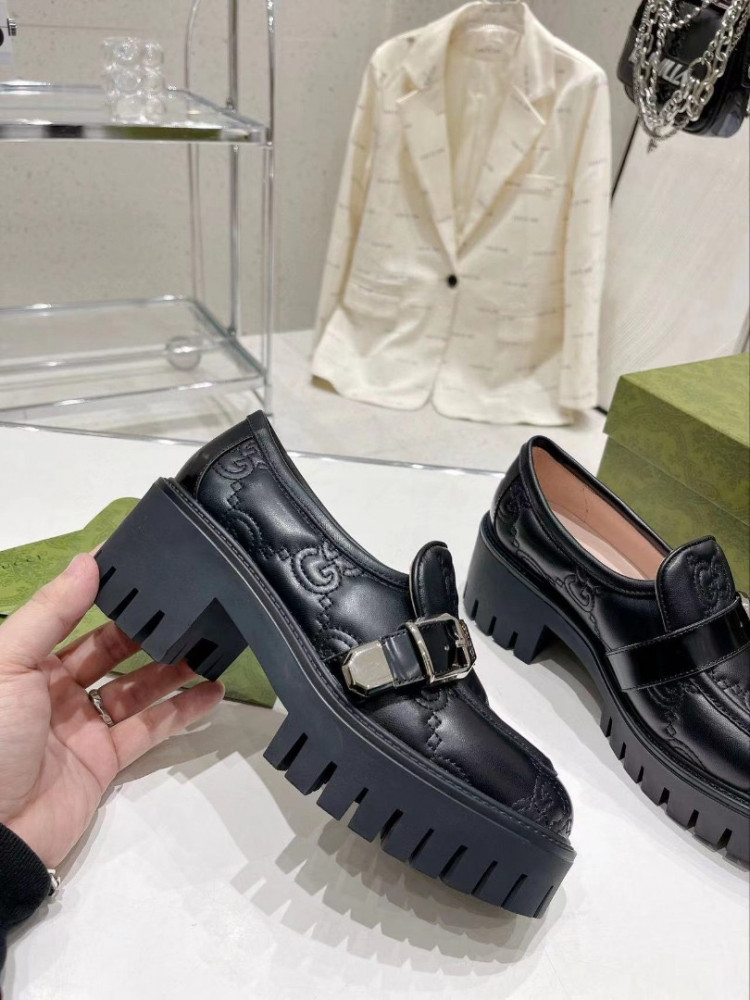 Imitation Gucci heels