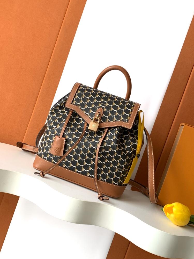 حقيبة Moynat