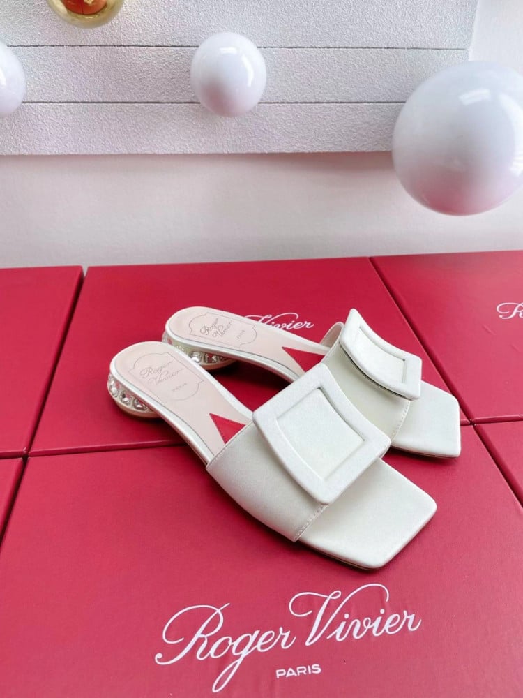 Slippers Roger Vivier