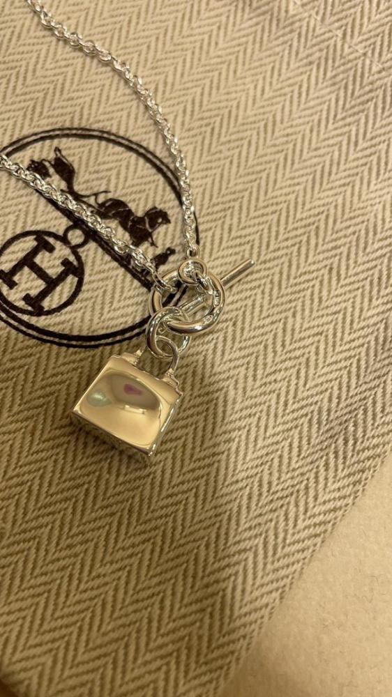 Hermes necklace