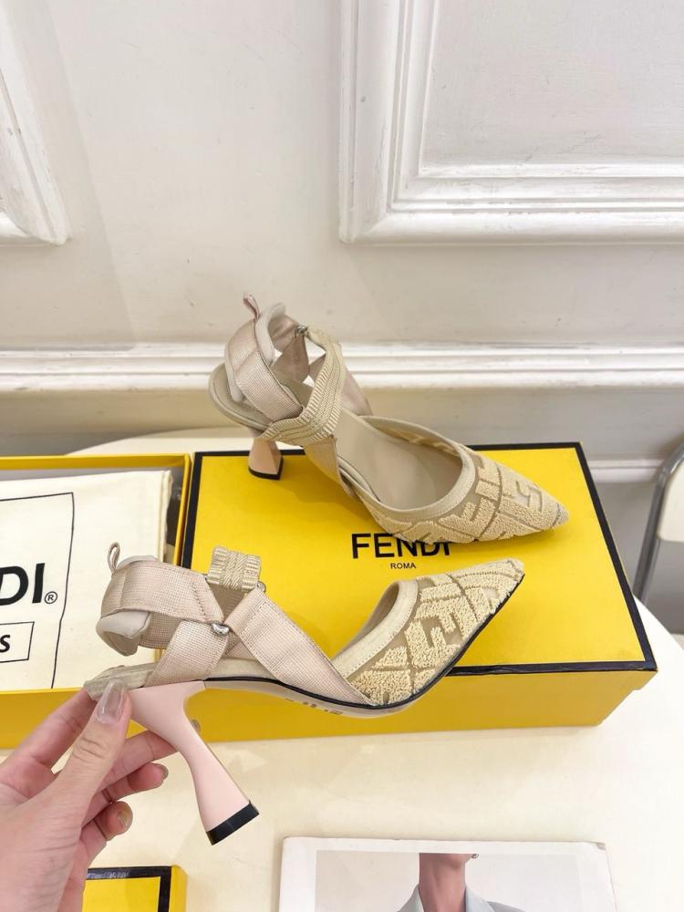 Fendi heel