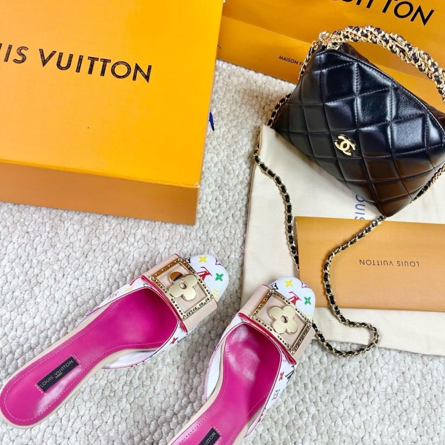 Louis Vuitton heel