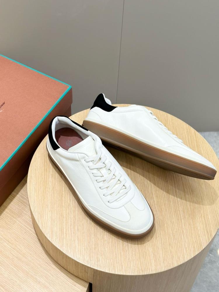 Loribiana shoe