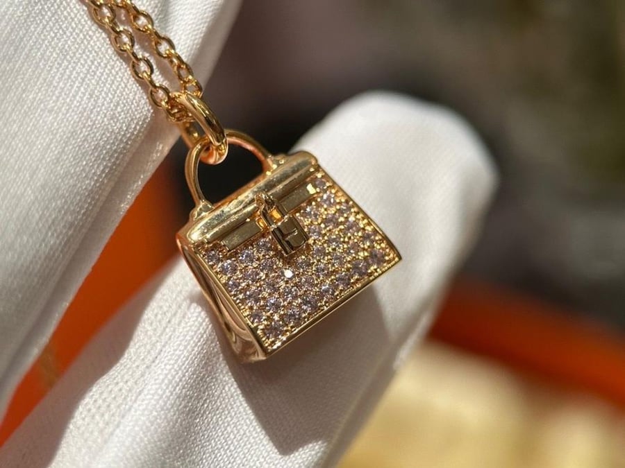 Hermes necklace (two sizes)