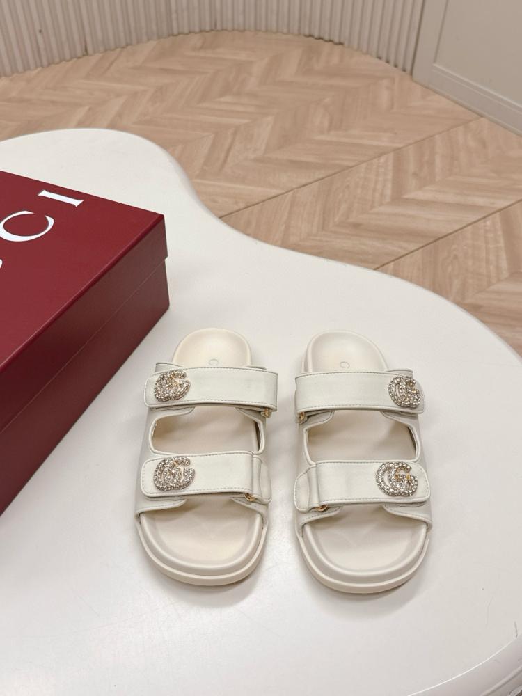 Slippers Gucci