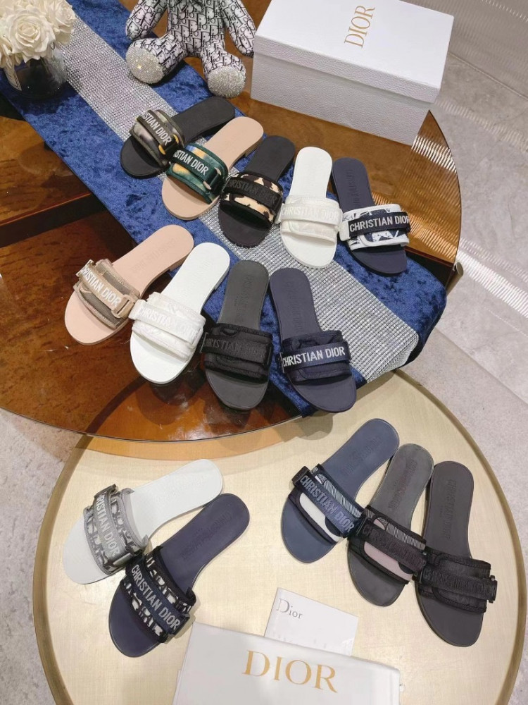 slippers dior