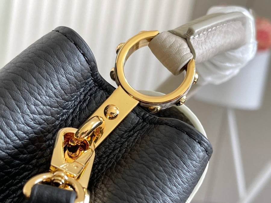Louis Vuitton bag 21cm