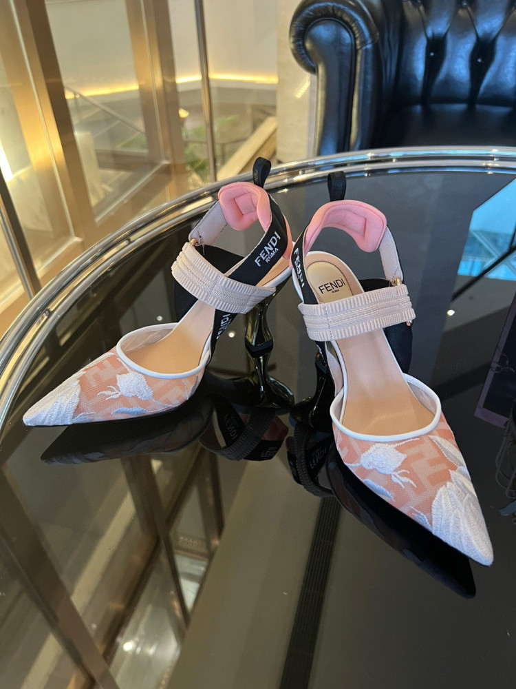 Fendi 2023 heels