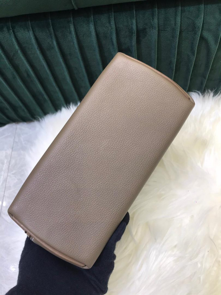 Hermes bag 2424